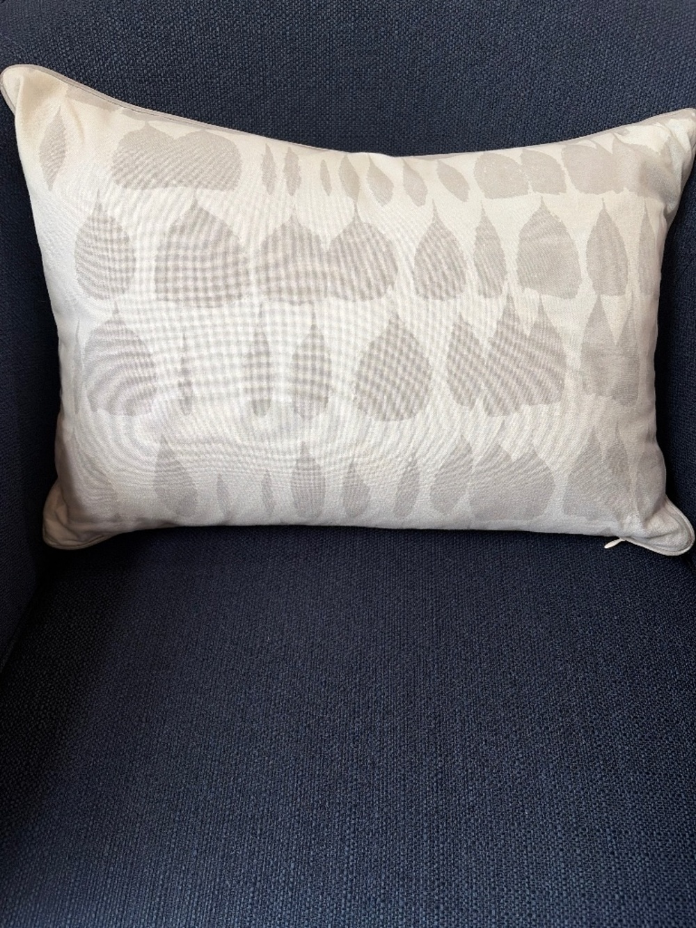 Ryan Studio lumbar pillow, size 14x20